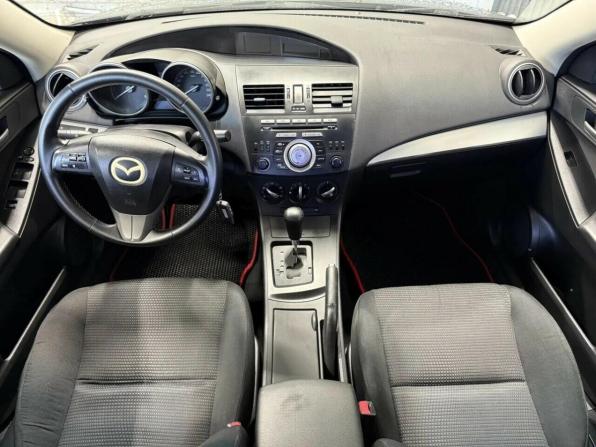 Mazda 3 II (BL) Рестайлинг с пробегом 2012 года, цена 997 500 рублей, 140201 км, седан, Автокод Объявления