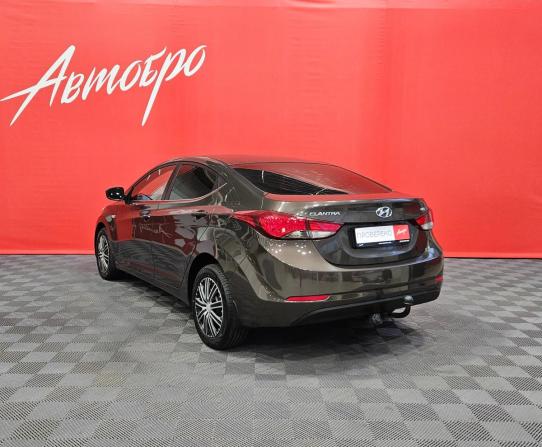 Hyundai Elantra V (MD) Рестайлинг с пробегом 2015 года, цена 980 000 рублей, 198659 км, седан, Автокод Объявления