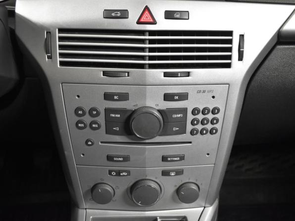 Opel Astra H Рестайлинг с пробегом 2011 года, цена 485 200 рублей, 250510 км, седан, Автокод Объявления
