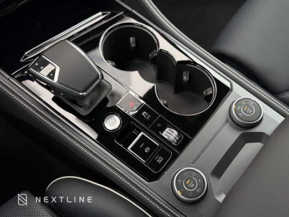 Новый Volkswagen Touareg III Рестайлинг 2025 года, цена 15 690 000 рублей, внедорожник, Автокод Объявления