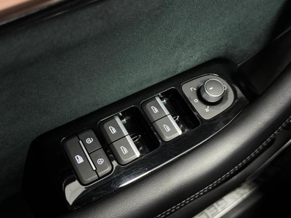 Geely Monjaro I с пробегом 2023 года, цена 3 095 000 рублей, 75728 км, внедорожник, Автокод Объявления