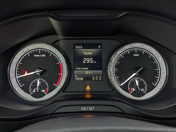 Skoda Karoq I с пробегом 2022 года, цена 2 825 000 рублей, 75528 км, внедорожник, Автокод Объявления