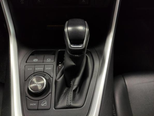 Toyota RAV4 V (XA50) с пробегом 2021 года, цена 3 463 000 рублей, 36932 км, внедорожник, Автокод Объявления