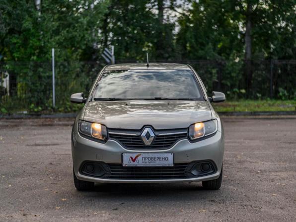 Renault Logan II с пробегом 2018 года, цена 665 000 рублей, 189733 км, седан, Автокод Объявления