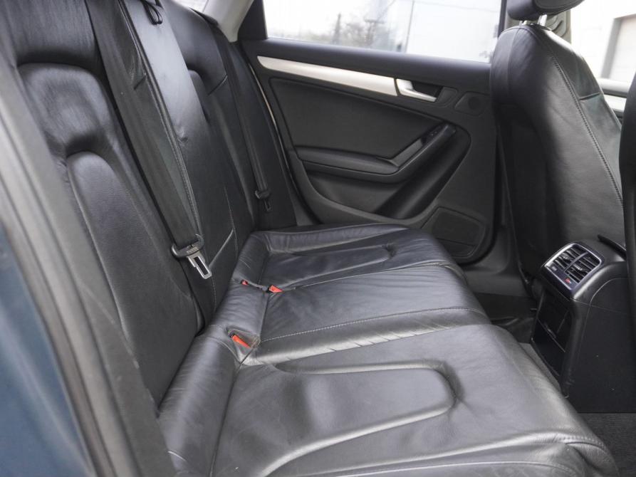 Audi A4 IV (B8) Москва  - изображение 9