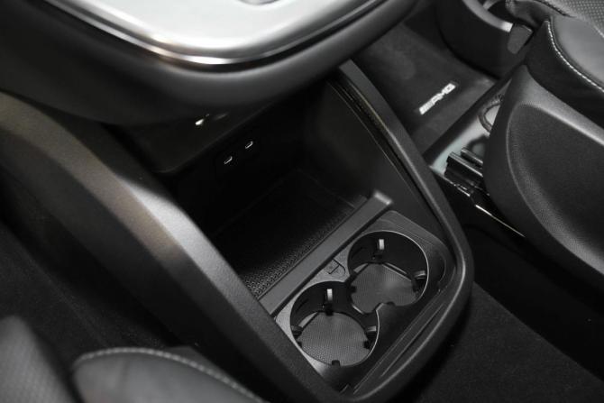 Новый Mercedes-Benz V-Класс III (W447) Рестайлинг 2 2024 года, цена 15 600 000 рублей, минивэн, Автокод Объявления