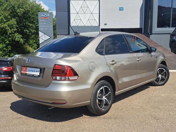 Volkswagen Polo V Рестайлинг с пробегом 2017 года, цена 1 148 000 рублей, 107000 км, седан, Автокод Объявления