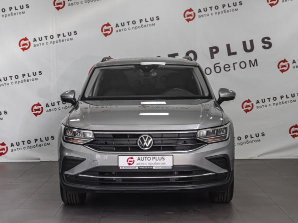 Volkswagen Tiguan II Рестайлинг с пробегом 2021 года, цена 3 599 000 рублей, 12243 км, внедорожник, Автокод Объявления