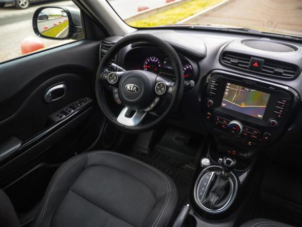 Kia Soul II Рестайлинг с пробегом 2018 года, цена 1 399 777 рублей, 207401 км, хэтчбек, Автокод Объявления
