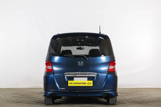 Honda Freed I с пробегом 2009 года, цена 899 000 рублей, 205000 км, компактвэн, Автокод Объявления