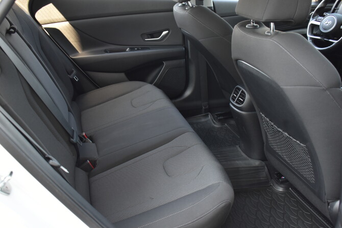 Hyundai Elantra VII (CN7) с пробегом 2021 года, цена 2 080 000 рублей, 48000 км, седан, Автокод Объявления