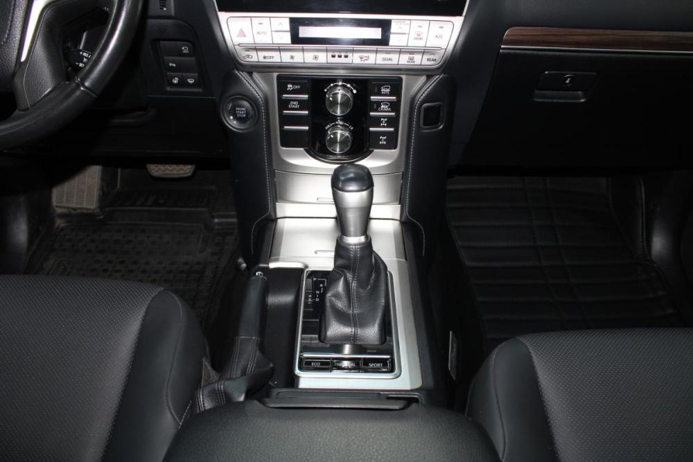 Toyota Land Cruiser Prado 150 Series Рестайлинг 2 Владивосток  - изображение 17