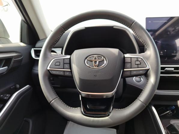 Toyota Highlander IV (XU70) с пробегом 2025 года, цена 5 950 000 рублей, 28 км, внедорожник, Автокод Объявления