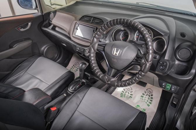 Honda Fit Shuttle I с пробегом 2013 года, цена 1 239 000 рублей, 189650 км, универсал, Автокод Объявления