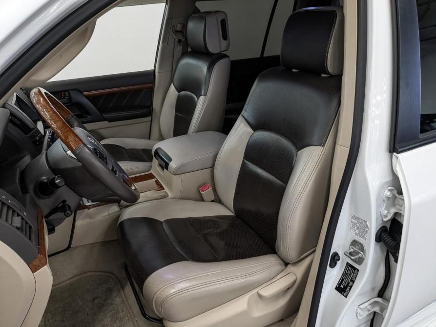 Toyota Land Cruiser 200 Series Рестайлинг 1 Москва  - изображение 20