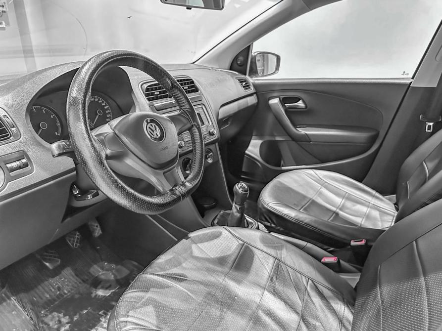 Volkswagen Polo V Рестайлинг Екатеринбург  - изображение 12