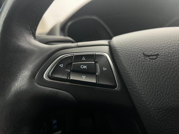 Ford Focus III Рестайлинг с пробегом 2019 года, цена 1 370 000 рублей, 119929 км, универсал, Автокод Объявления