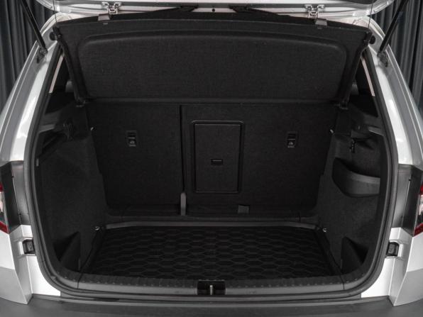 Skoda Karoq I с пробегом 2021 года, цена 2 099 000 рублей, 106187 км, внедорожник, Автокод Объявления