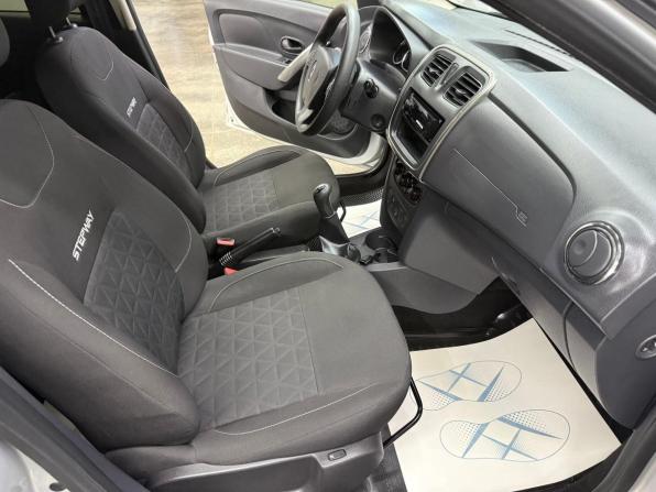 Renault Sandero II с пробегом 2017 года, цена 990 000 рублей, 54243 км, хэтчбек, Автокод Объявления