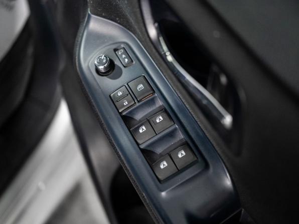 Toyota Voxy III (R80) с пробегом 2017 года, цена 2 127 660 рублей, 188802 км, минивэн, Автокод Объявления