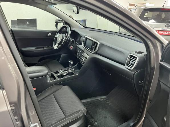 Kia Sportage IV Рестайлинг с пробегом 2019 года, цена 1 649 000 рублей, 217615 км, внедорожник, Автокод Объявления