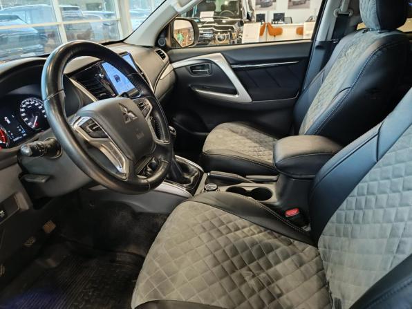 Mitsubishi Pajero Sport III с пробегом 2018 года, цена 2 649 000 рублей, 123490 км, внедорожник, Автокод Объявления