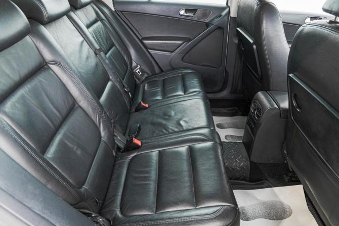 Volkswagen Tiguan I с пробегом 2010 года, цена 1 199 000 рублей, 298000 км, внедорожник, Автокод Объявления