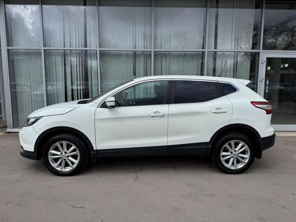 Nissan Qashqai II с пробегом 2015 года, цена 1 580 000 рублей, 135400 км, внедорожник, Автокод Объявления