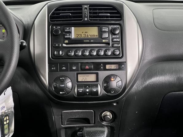 Toyota RAV4 II (XA20) Рестайлинг с пробегом 2005 года, цена 950 000 рублей, 229367 км, внедорожник, Автокод Объявления