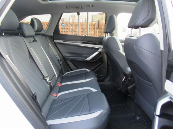 Geely Atlas II с пробегом 2024 года, цена 2 490 000 рублей, 42170 км, внедорожник, Автокод Объявления