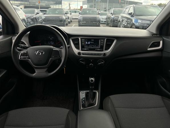Hyundai Solaris II Рестайлинг с пробегом 2021 года, цена 1 569 000 рублей, 115000 км, седан, Автокод Объявления