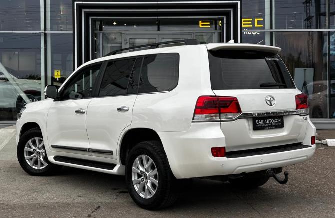 Toyota Land Cruiser 200 Series Рестайлинг 2 с пробегом 2016 года, цена 5 350 000 рублей, 160377 км, внедорожник, Автокод Объявления