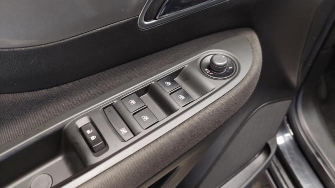 Opel Mokka I с пробегом 2013 года, цена 970 000 рублей, 115600 км, внедорожник, Автокод Объявления