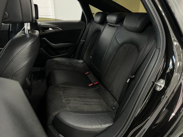 Audi A6 IV (C7) Рестайлинг с пробегом 2015 года, цена 2 420 000 рублей, 227727 км, седан, Автокод Объявления