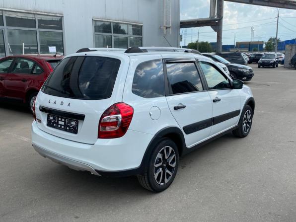 Lada (ВАЗ) Granta I Рестайлинг с пробегом 2023 года, цена 929 000 рублей, 64298 км, универсал, Автокод Объявления