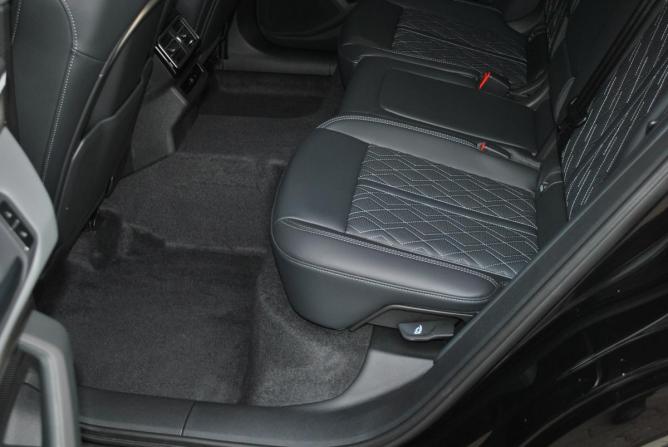 Audi Q5 III с пробегом 2026 года, цена 6 190 000 рублей, 10 км, внедорожник, Автокод Объявления