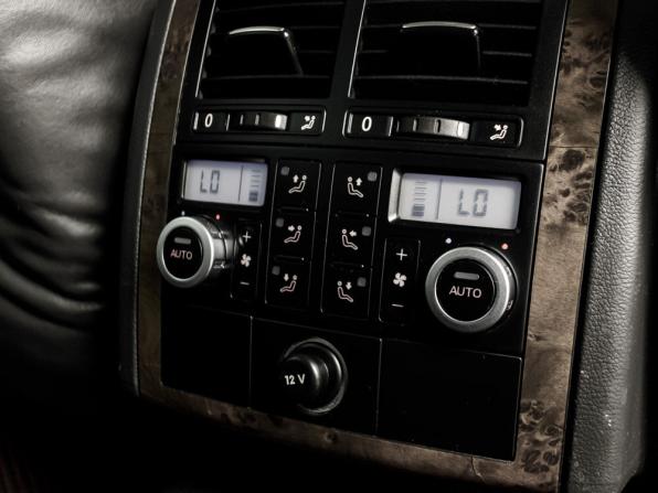 Volkswagen Touareg I Рестайлинг с пробегом 2008 года, цена 1 195 000 рублей, 282864 км, внедорожник, Автокод Объявления