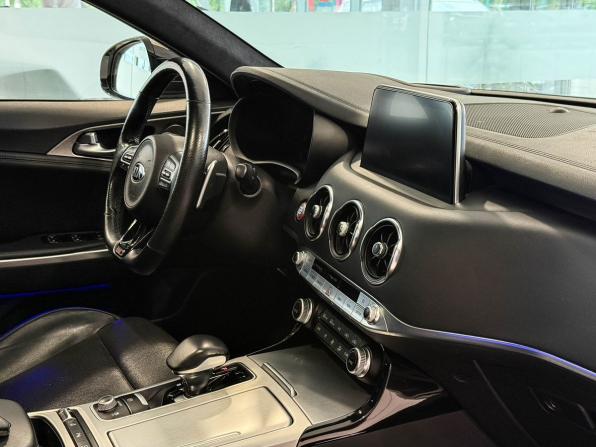 Kia Stinger I с пробегом 2019 года, цена 2 597 000 рублей, 112744 км, лифтбек, Автокод Объявления
