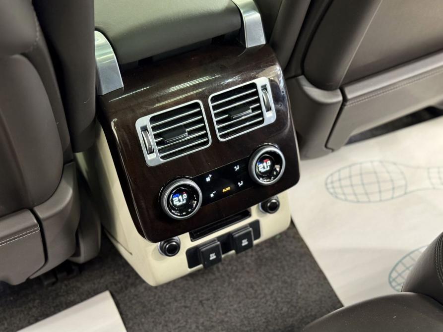 Land Rover Range Rover IV Рестайлинг Санкт-Петербург  - изображение 22