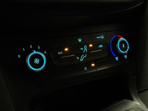 Ford Focus III Рестайлинг с пробегом 2018 года, цена 1 020 000 рублей, 115338 км, хэтчбек, Автокод Объявления