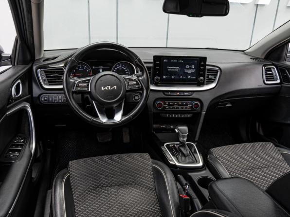 Kia Ceed III Рестайлинг с пробегом 2022 года, цена 2 220 000 рублей, 85948 км, универсал, Автокод Объявления