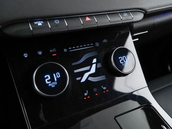 Exeed LX I Рестайлинг 2 с пробегом 2024 года, цена 2 097 770 рублей, 13790 км, внедорожник, Автокод Объявления