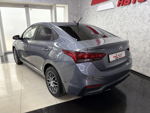 Hyundai Solaris II с пробегом 2017 года, цена 1 395 000 рублей, 116222 км, седан, Автокод Объявления