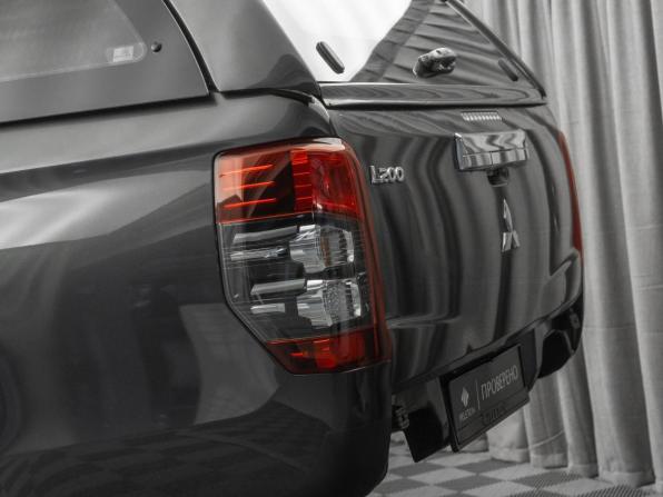 Mitsubishi L200 V Рестайлинг с пробегом 2021 года, цена 2 850 000 рублей, 184202 км, пикап, Автокод Объявления