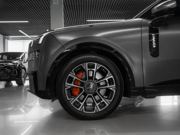 Lynk &amp; Co 900 с пробегом 2025 года, цена 7 650 000 рублей, 8700 км, внедорожник, Автокод Объявления