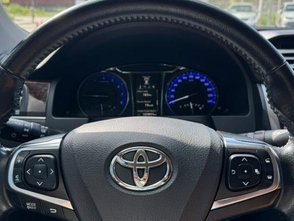 Toyota Camry VII (XV50) Рестайлинг 2 с пробегом 2017 года, цена 2 390 000 рублей, 160892 км, седан, Автокод Объявления