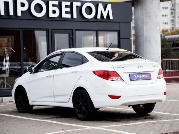 Hyundai Solaris I с пробегом 2012 года, цена 890 000 рублей, 251069 км, седан, Автокод Объявления