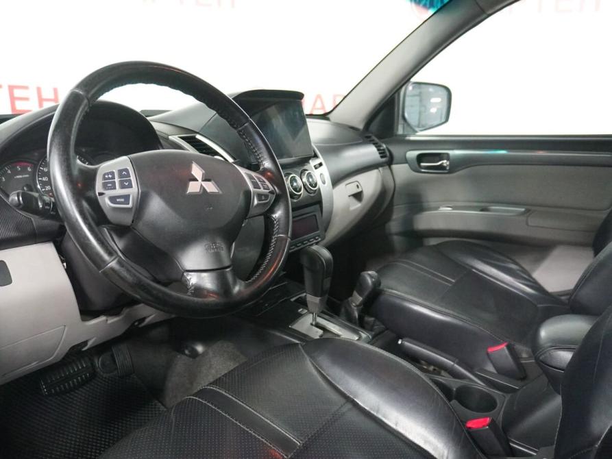 Mitsubishi Pajero Sport II Рестайлинг Вологда  - изображение 9