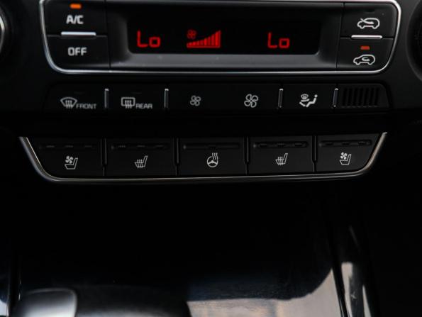 Kia Sorento III Prime Рестайлинг с пробегом 2018 года, цена 2 995 000 рублей, 118664 км, внедорожник, Автокод Объявления