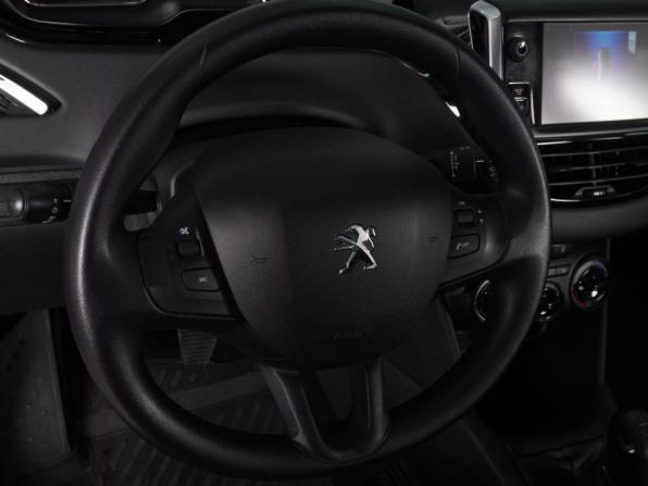 Peugeot 208 I с пробегом 2013 года, цена 772 000 рублей, 75985 км, хэтчбек, Автокод Объявления